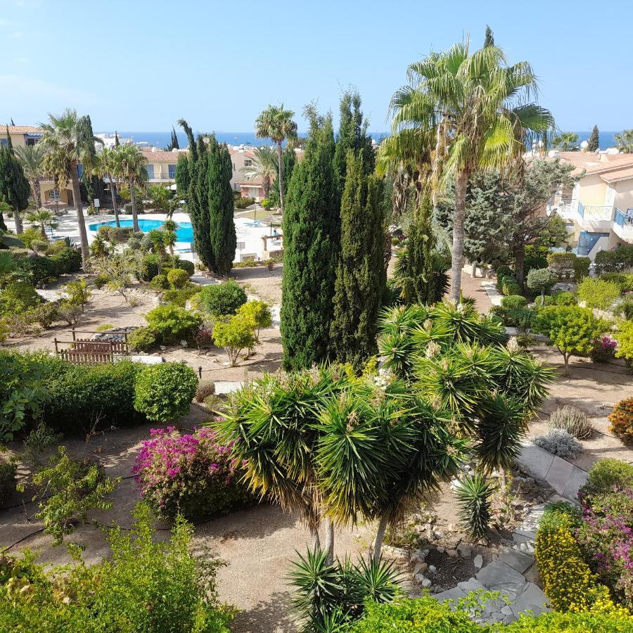 Modern Sea View Apartment Regina Gardens Paphos Buitenkant foto